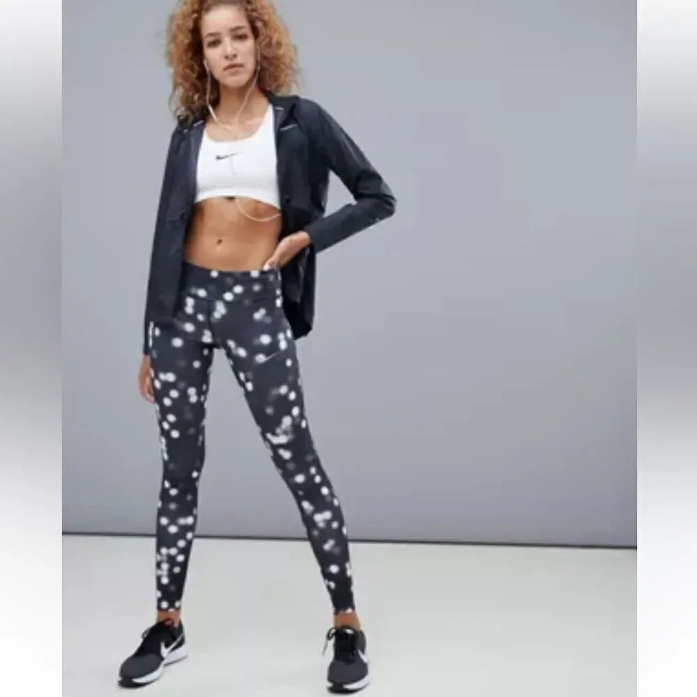 Nike Dri-Fit Essentials Blurred Dot Tights